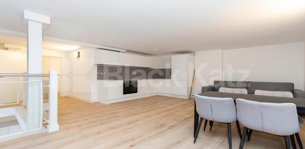 			VIRTUAL TOUR AVAILABLE!, 1 Bedroom, 1 bath, 1 reception Flat			 Dove Road, ISLINGTON/CANONBURY N1